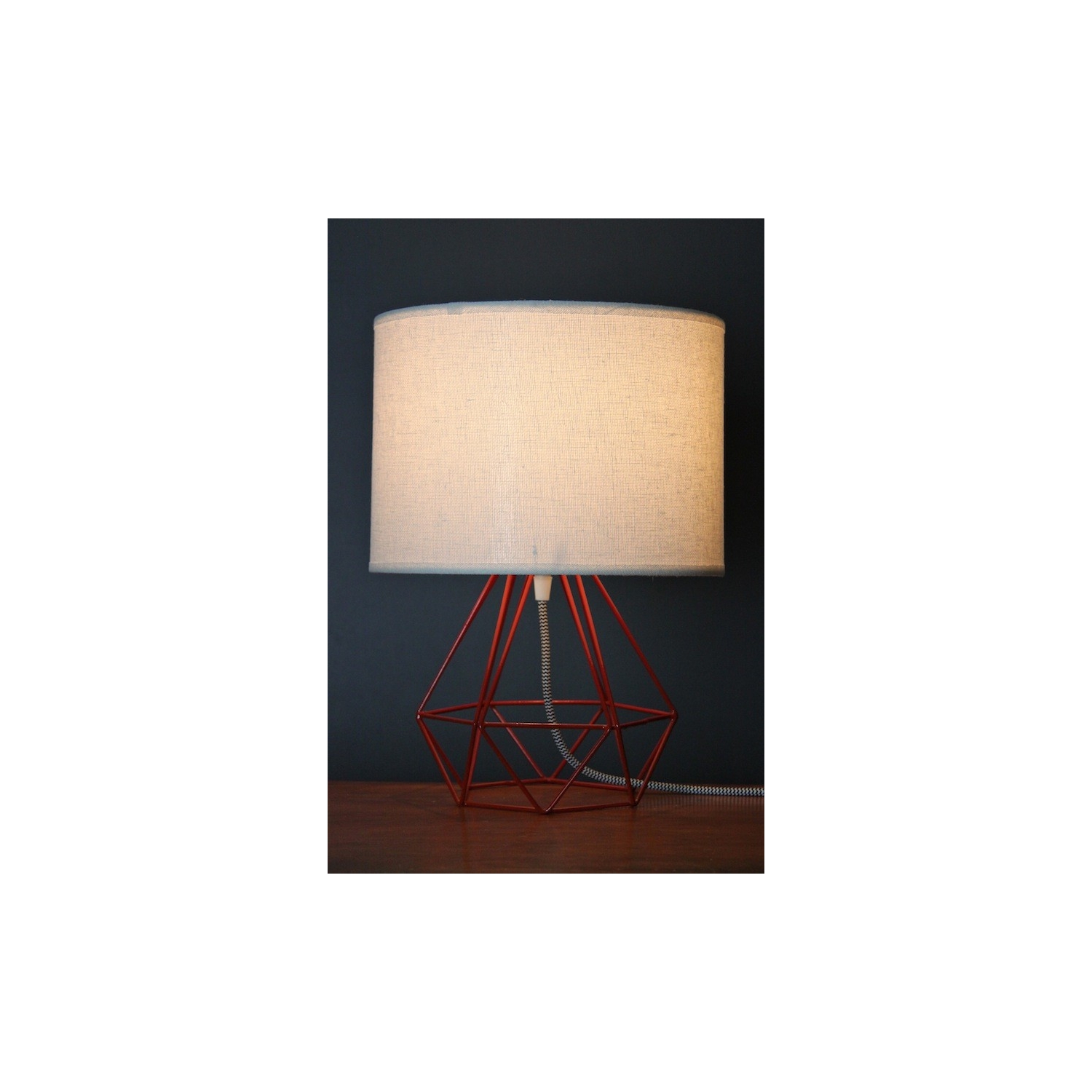 Empirical Style Table Light Red