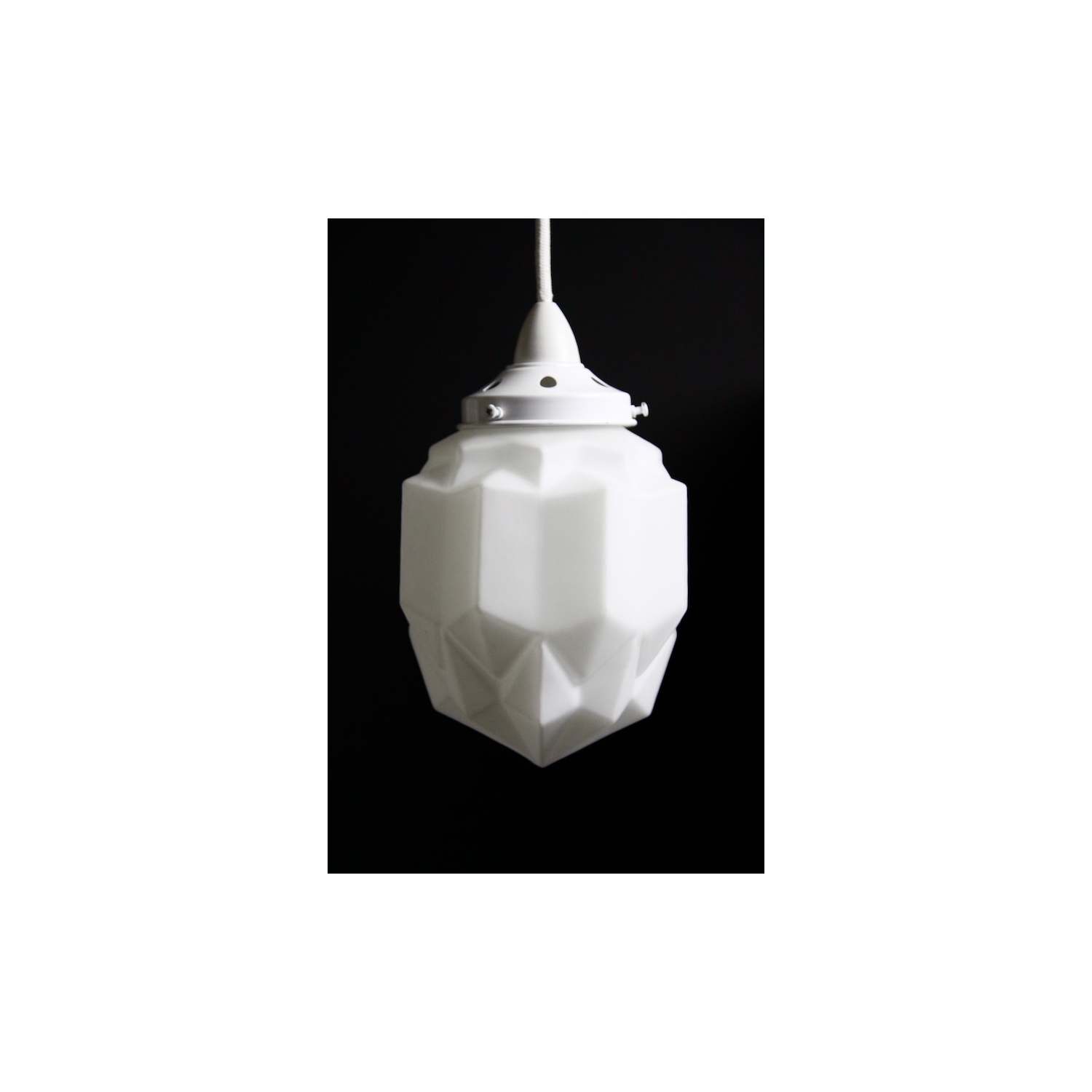 Art Deco Pendant: White