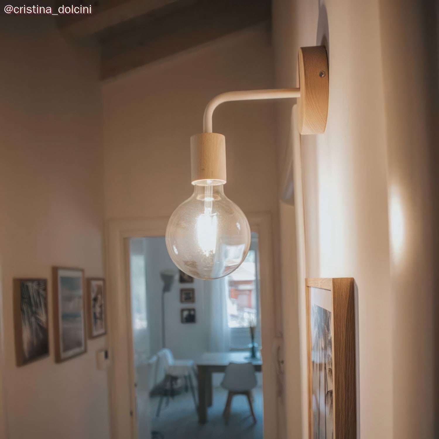 Wood wall with lights deals