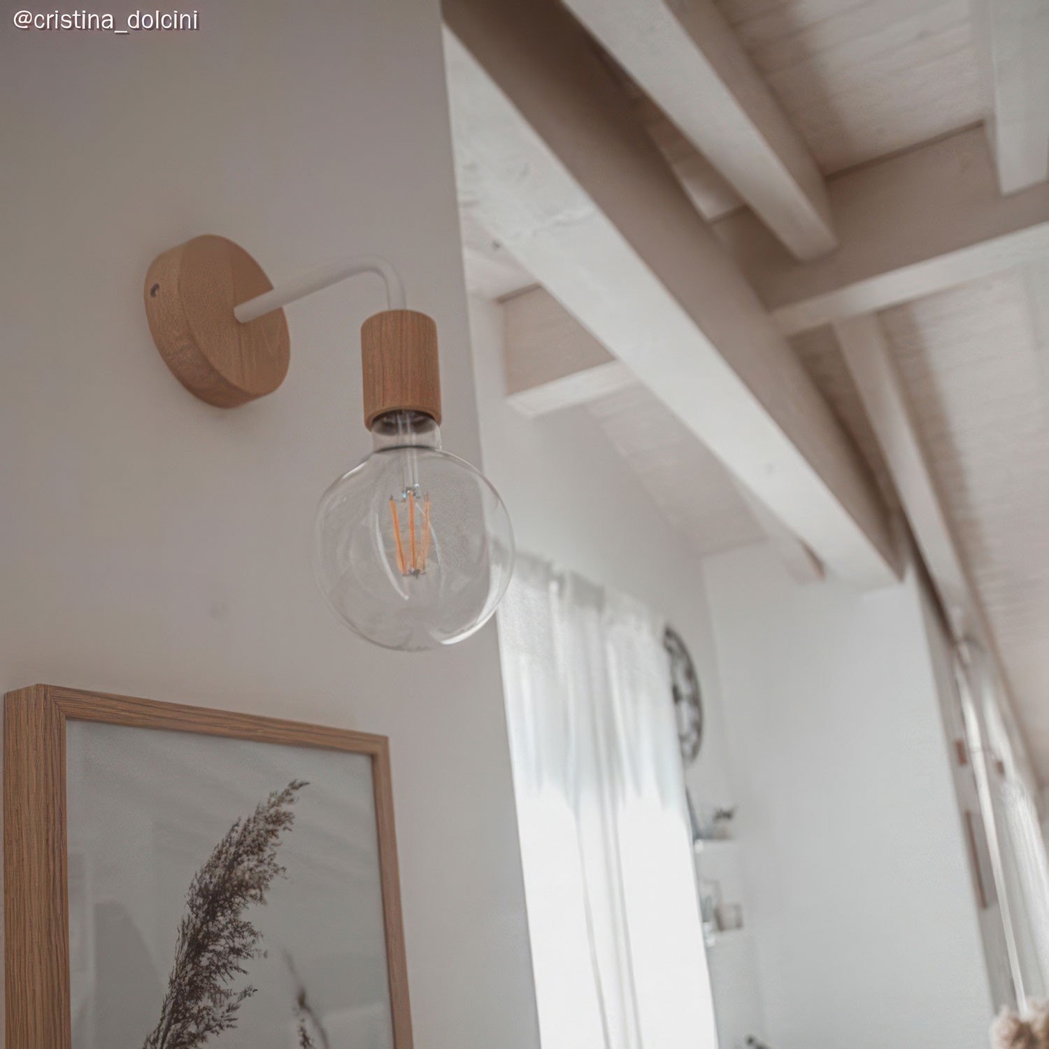 Fermaluce Wood wooden wall light with bent extension