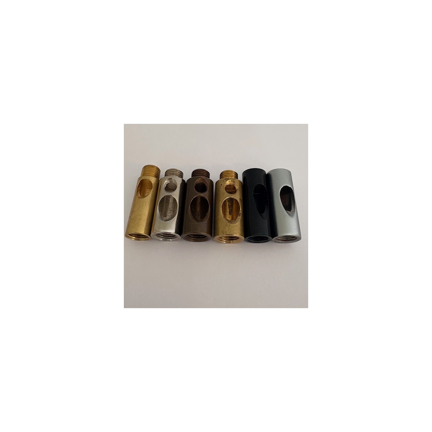 Side hole extension for lamp holder
